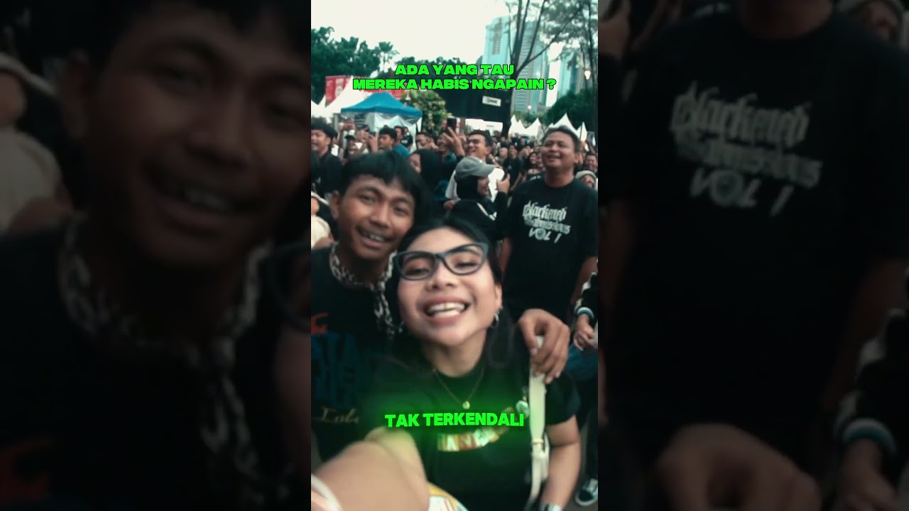 ASIK BENER PUNYA PACAR BISA 