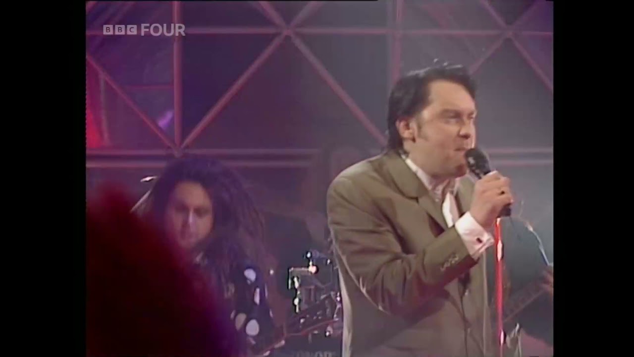 Vic Reeves & the Wonder Stuff - Dizzy (Live) -  TOTP - 24 10 91