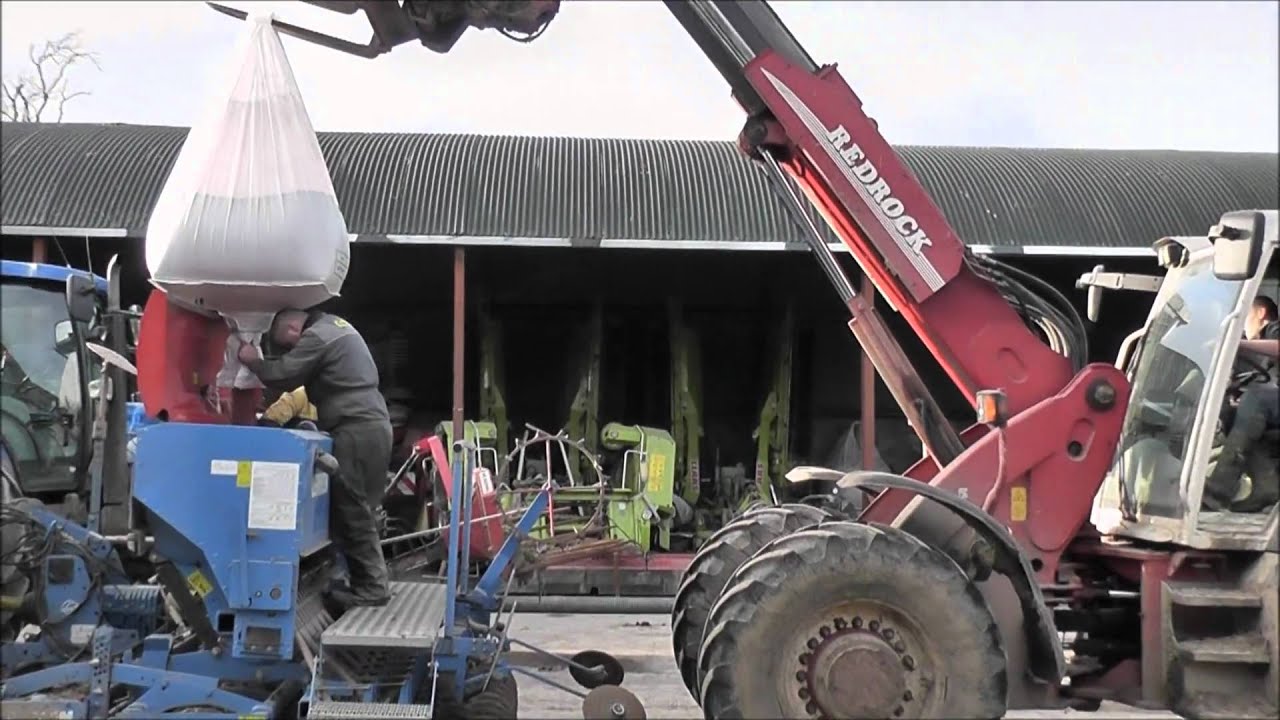 Ronnie Killens boys getting ready to sow barley