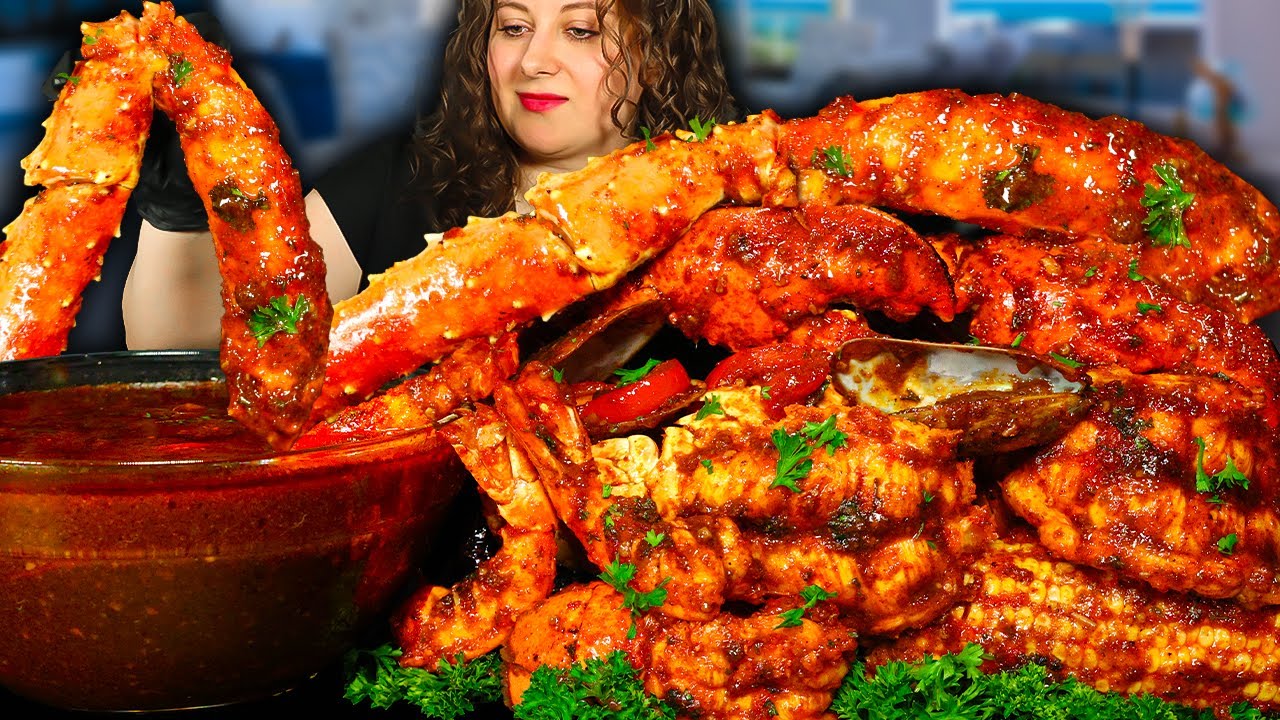 KING CRAB SEAFOOD BOIL MUKBANG | DESHELLED| SEAFOOD BOIL MUKBANG | Seafood | Mukbang