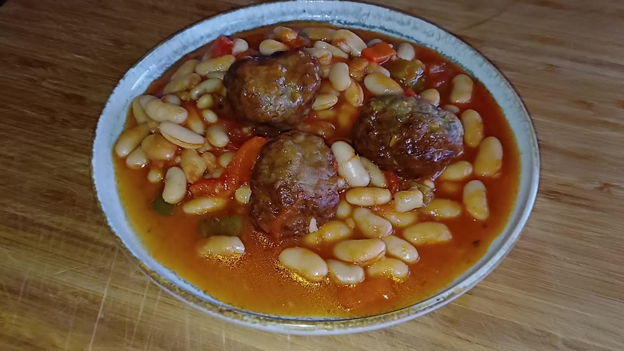 Meatballs & Bean Stew!