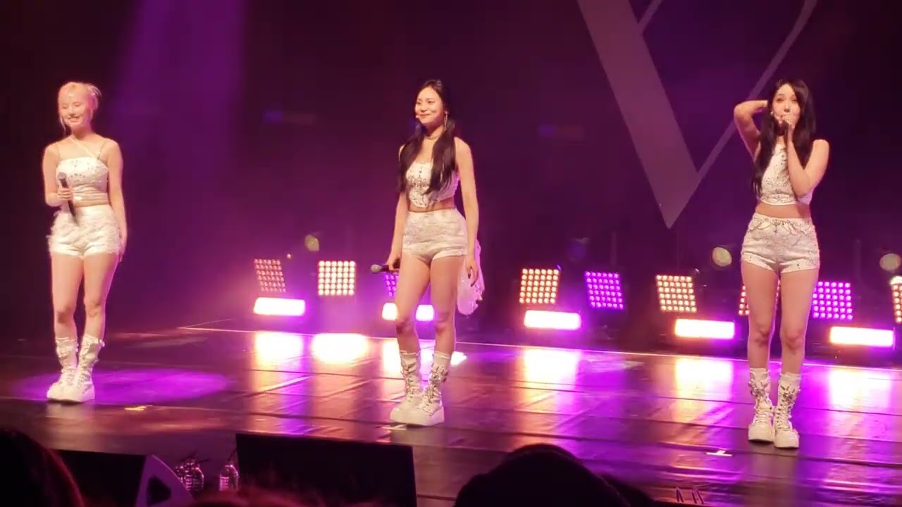VIVIZ (비비지) 