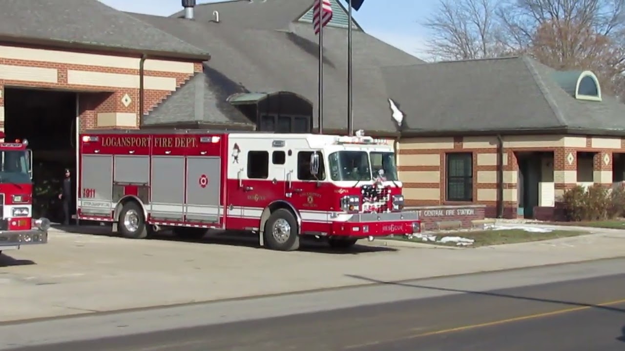 Cass County Sheriff' Department & Logansport Fire Code 3 Response - Car Accident