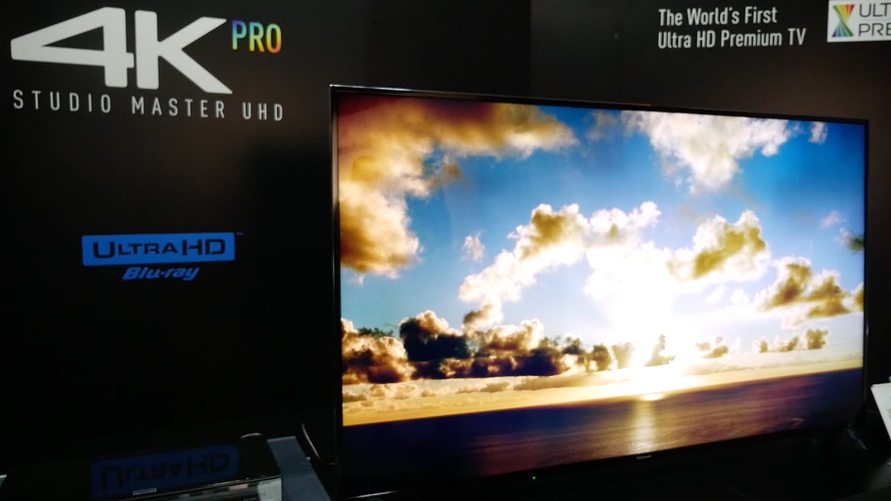 Panasonic DX900 LED 4K UHD TV and UB900 4k Blu-ray player Interview