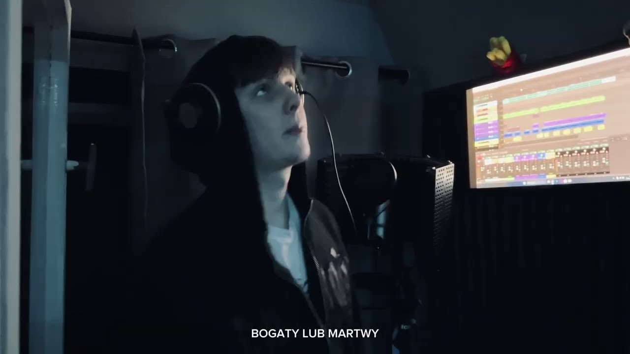 AXI - BOGATY LUB MARTWY