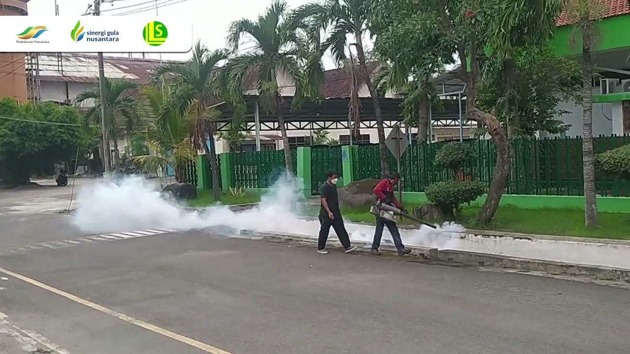 PG LESTARI mengadakan kegiatan Fogging di Lingkungan sekitar