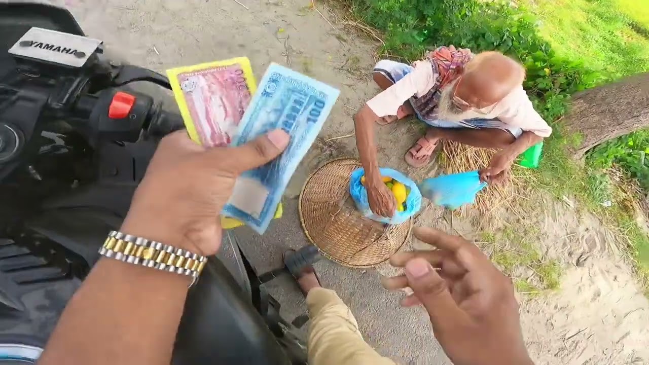 টাকার কাছে বৃদ্ধ বয়সটা খুব অসহায়। প্রয়জন ছাড়াও এদের কাছ থেকে কেনা দরকার