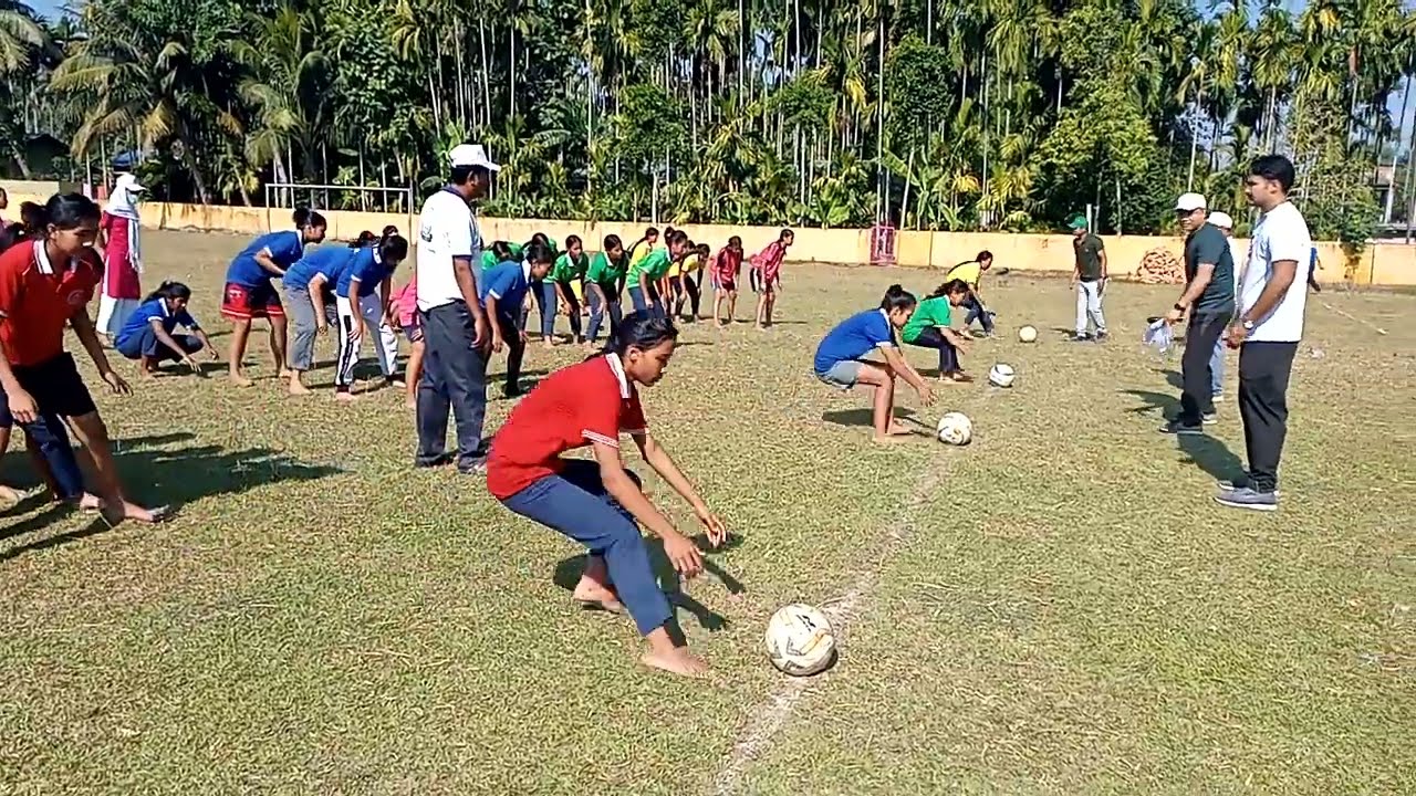 Tunnel ball