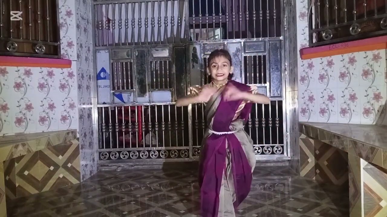 হারে রে রে রে   আমায় ছেড়ে দেরে দেরে।