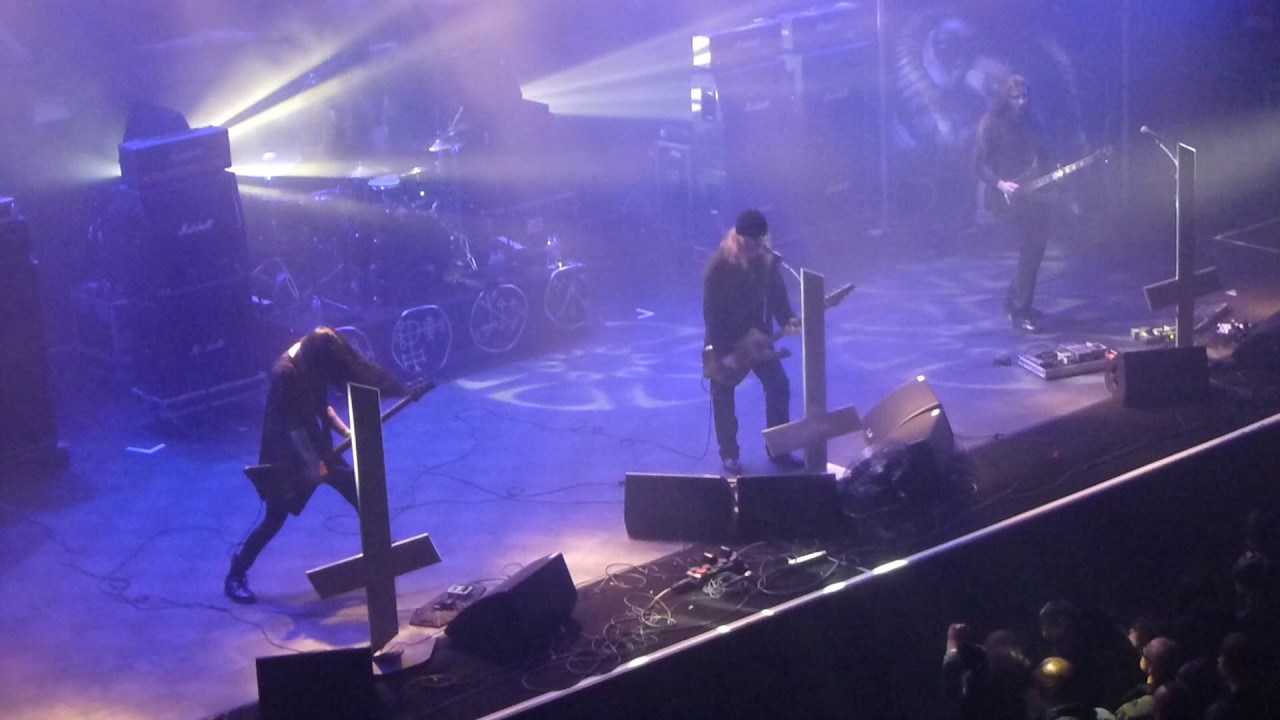 TRIPTYKON - AURORAE, ALTAR OF DECEIT & MORBID TALES (LIVE IN TILBURG 5/3/17)
