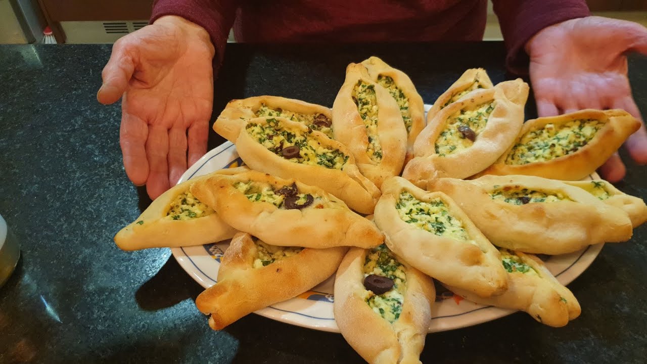 Safija de queso (Empanadas arabes) - Cocinando con Aziza