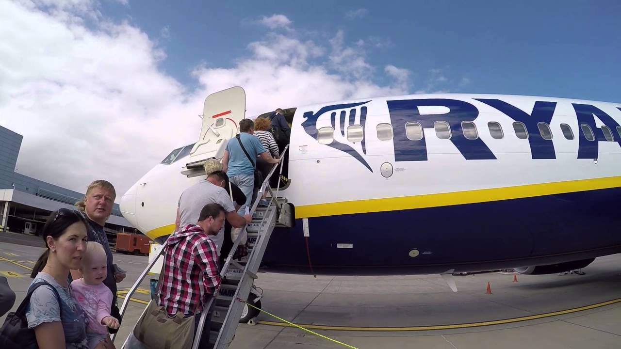 Tenerife Takeoff - Ryanair