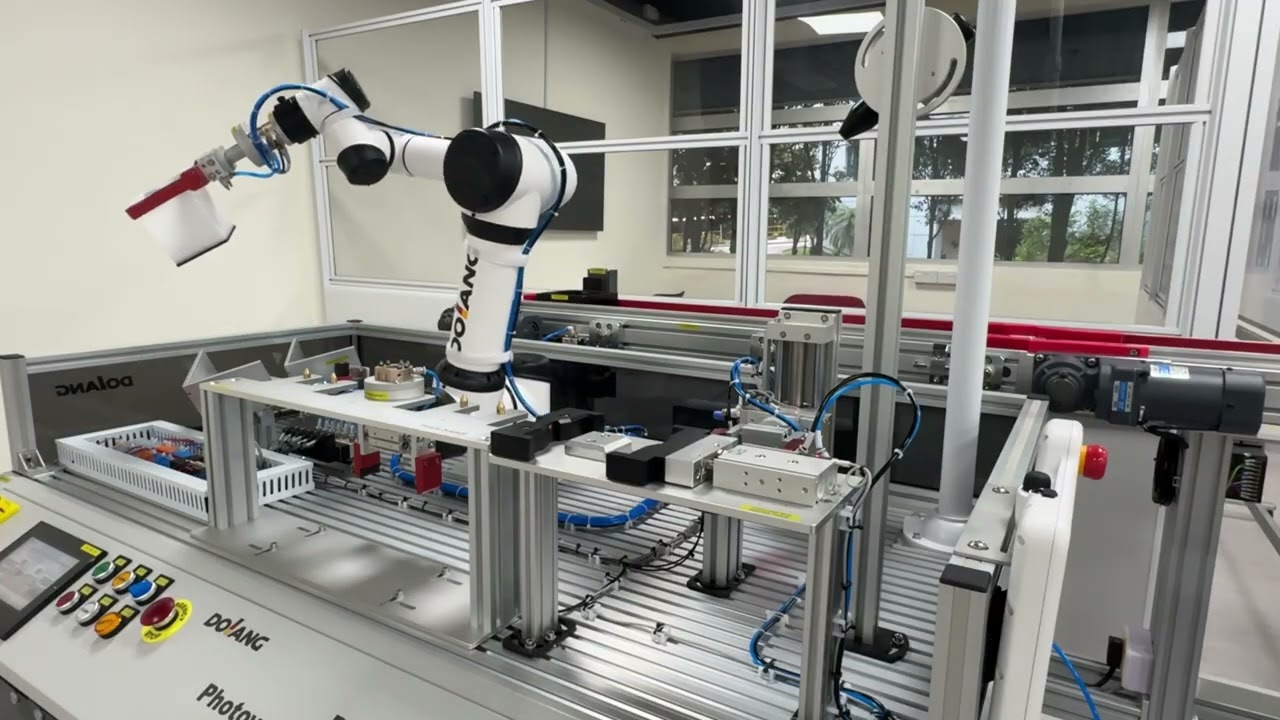 NTU EEE’s Robotics & Smart Automation Innovation Hub
