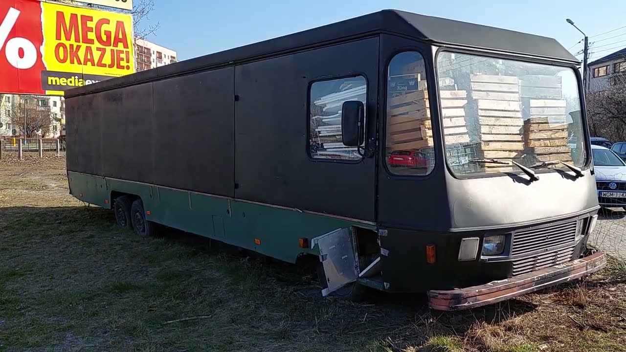 Tamhart Blizzard 9000 na bazie Peugeot J9