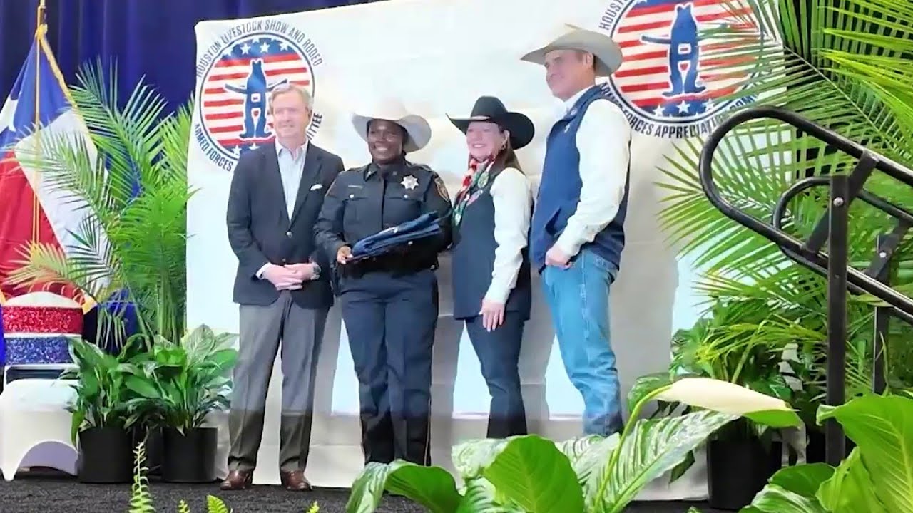 Honoring the fallen & recognizing community heroes