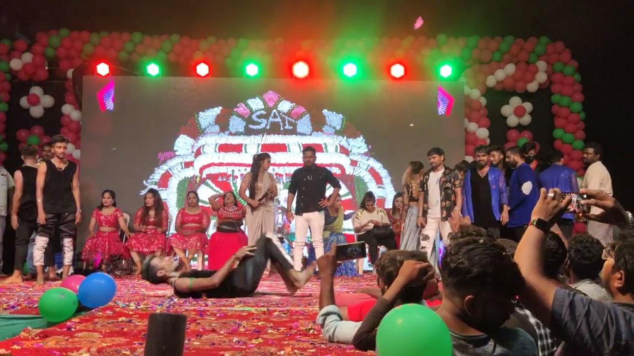 లేబురు లో అదిరిపోయే #dance #trending #village MADHAV events nellore 9000068906💥