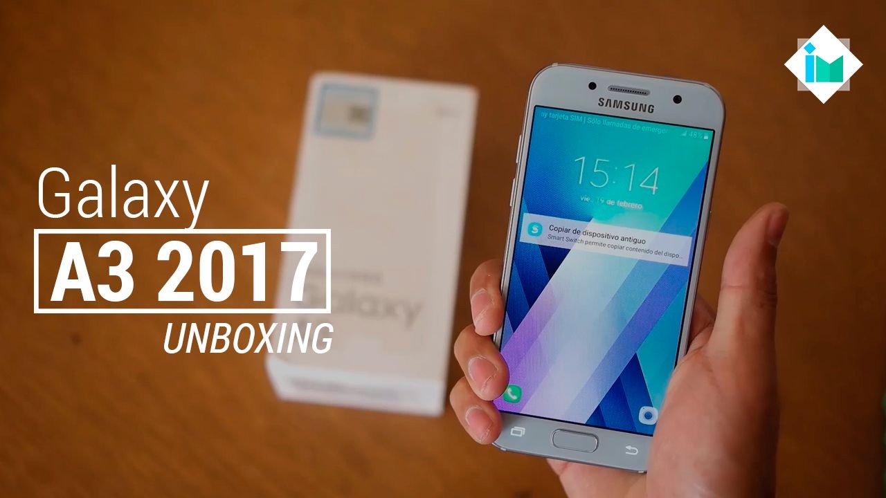 Samsung Galaxy A3 2017 — распаковка на испанском языке