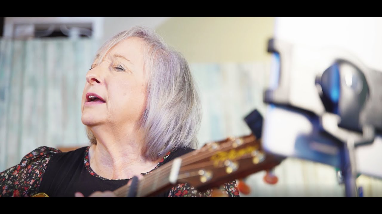 Social Sessions: ElizaBeth Hill at ElizaBeth's Cafe
