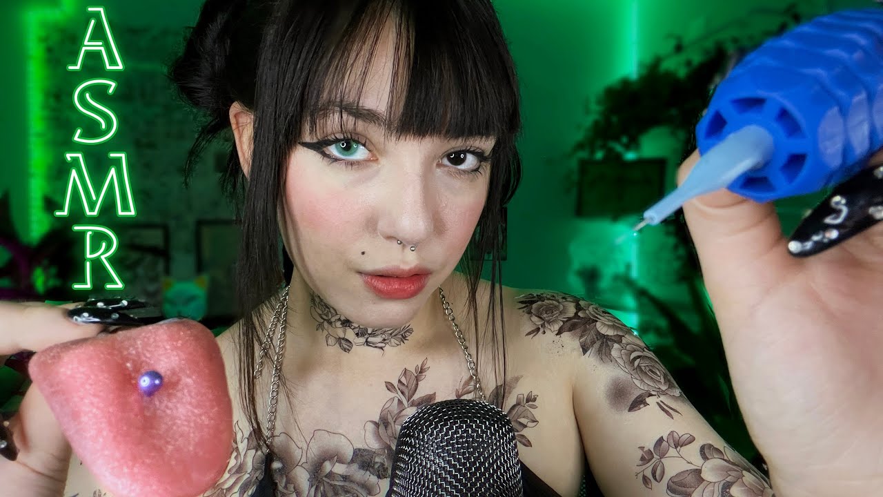 ASMR PIERCING + TATUAGEM EM VOCÊ 💉🐉