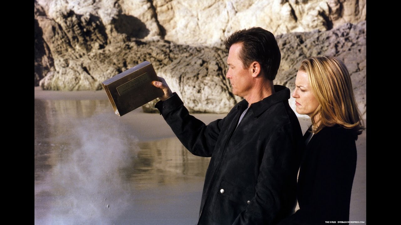 Mark Snow - A Synopsis & Release (The X-Files: Release - 09X16)