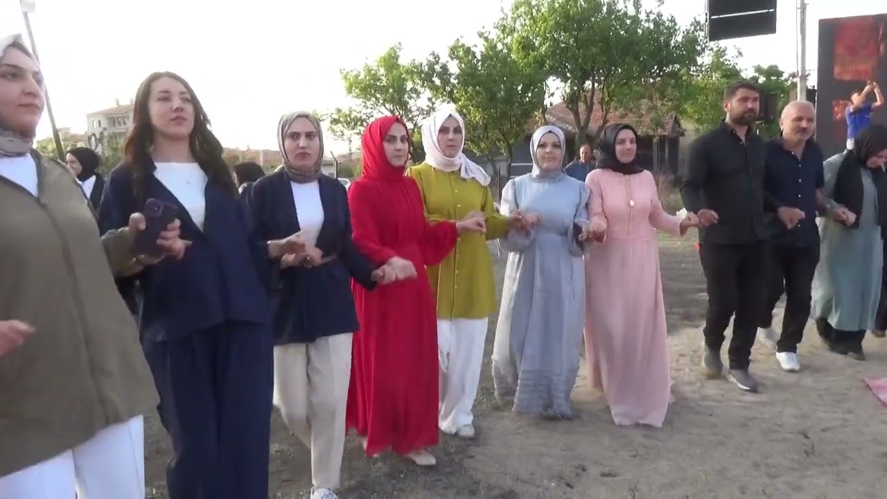 SUNGURLUDA YILIN DÜĞÜNÜ OLDU VEYSEL SARI TEPECİ NİN OĞLU ZEYNEP İLE MÜCAHİT-PART3