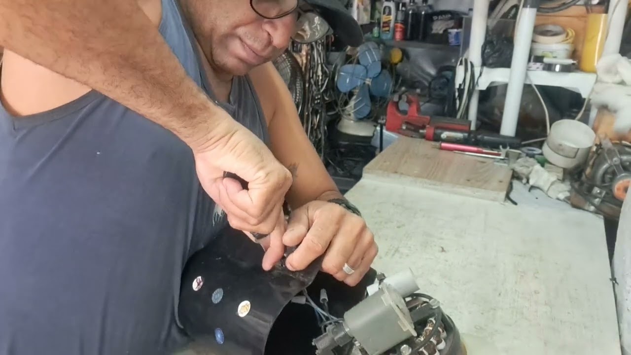 Vejam como consegui recuperar esse ventilador pessoas!