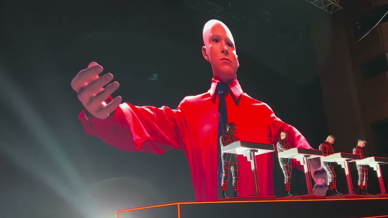 Kraftwerk-Die Roboter Live 2025