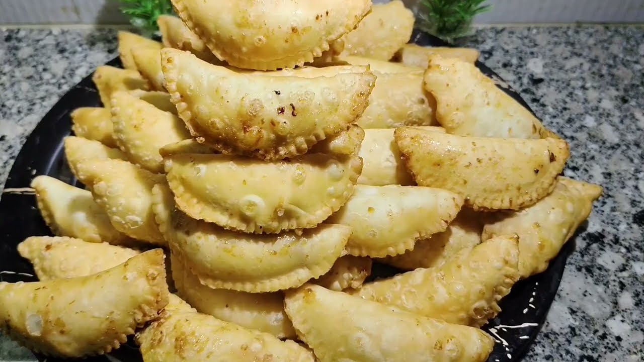 होली स्पेशल मावा सूजी गुजिया | Holi special Recipe | Mawa Suji Gujiya Recipe 