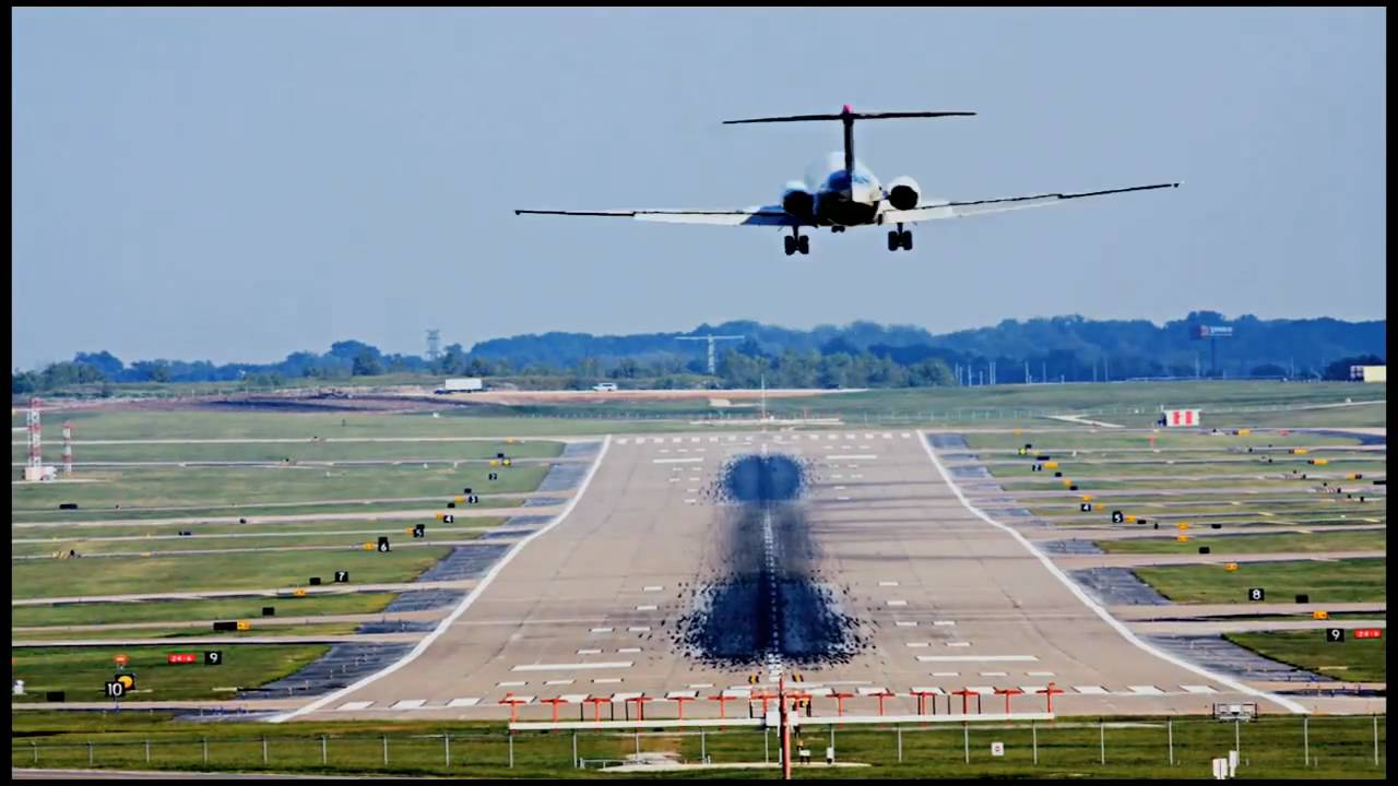 Lambert International Airport Time-Lapse