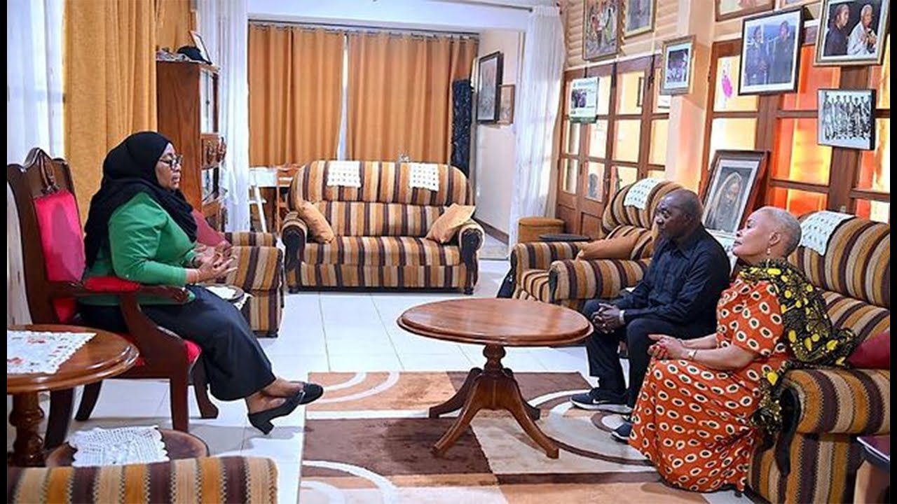 KIFO CHA MTOTO WAKE UTAMUONEA HURUMA HUYU WAZIRI MKUU WA ZAMANI Mzee Malecela,RAIS SAMIA AMTEMBELEA