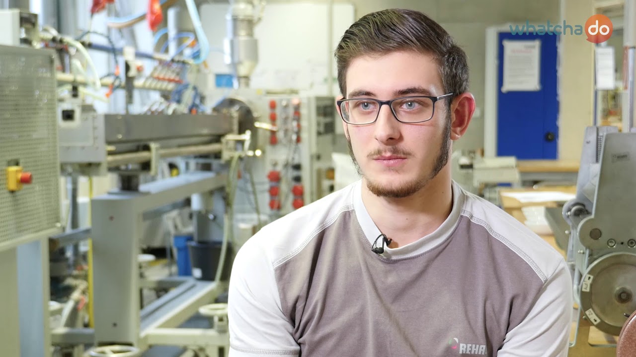 Alexander Knaus - Ausbildung zum Verfahrensmechaniker für Kunststoff- und Kautschuktechnik