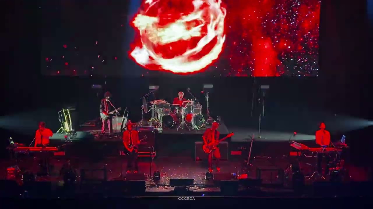 250711 Xdinary Heroes -  Diamond + FiRE (My Sweet Misery) @ Beautiful Mind World Tour in TAIPEI