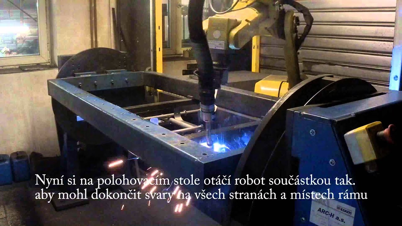Svařovací robot - welding robot.