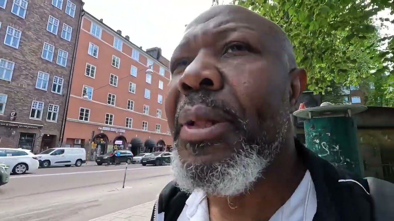 WALKING ON THE STREETS OF STOCKHOLM!!! I WAS SURPRISED TO FIND OLD VILLAGE FROM L 1800) !! SWEDEN