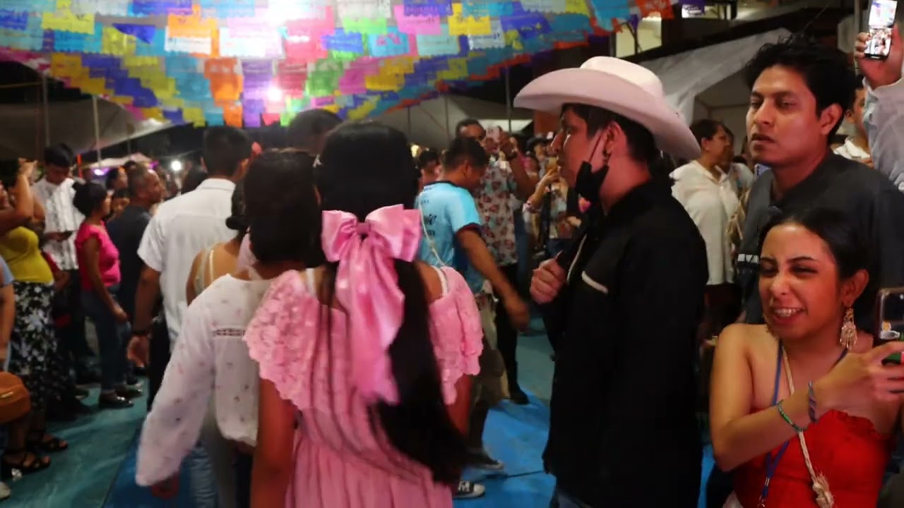 Ceci Boeta y sus Huastecos en Tepetzintla Veracruz. Fiesta del huapango