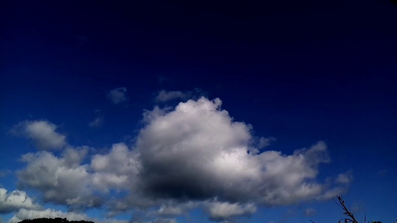 Cloud/ blue sky/ white cloud/ sky/ nature/ natural/ copyright free videos/ creative commons