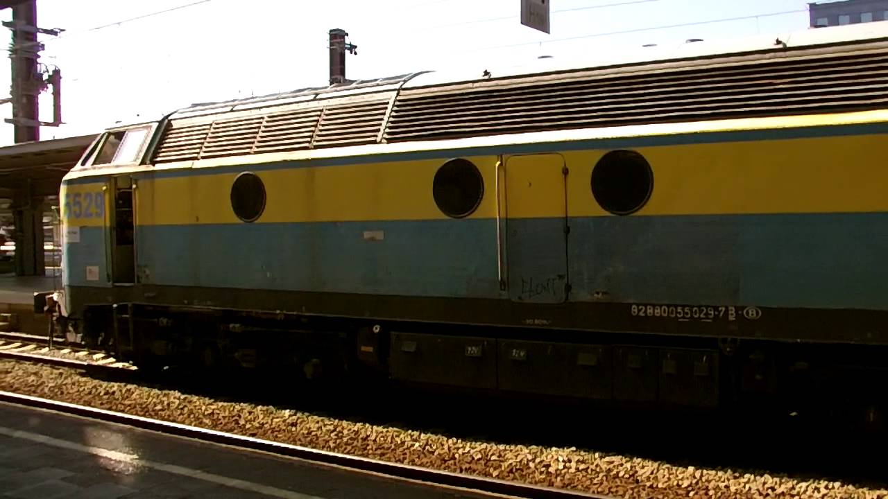 Stationair dieselgeluid van TUC-RAIL 5529 te Brussel zuid