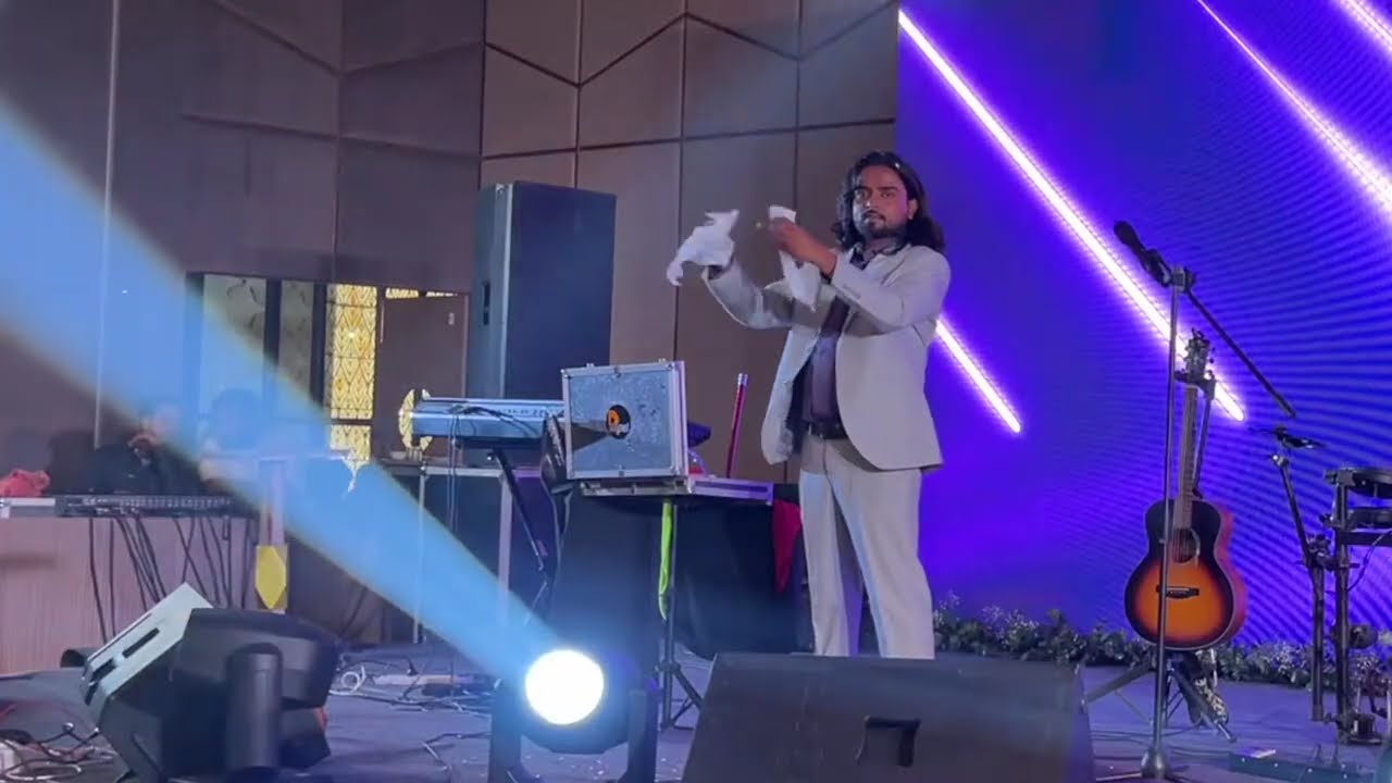 Magician R Angel is performing in Gorakhpur UP | family get together at hotel Raddison Blu