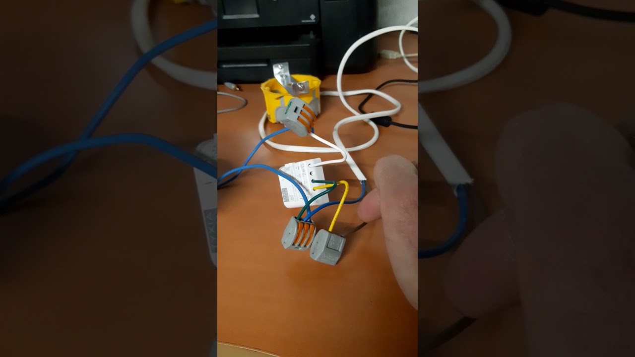 Delta Dore - commande sans fil d'un point lumineux.