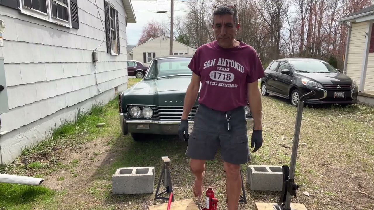 1967 Lincoln Project Update 15 Mar 2024 Carb Tuned and Front end Work