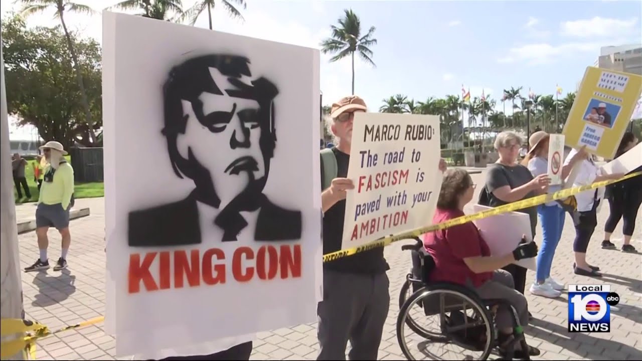 Anti-Trump protest held in Miami