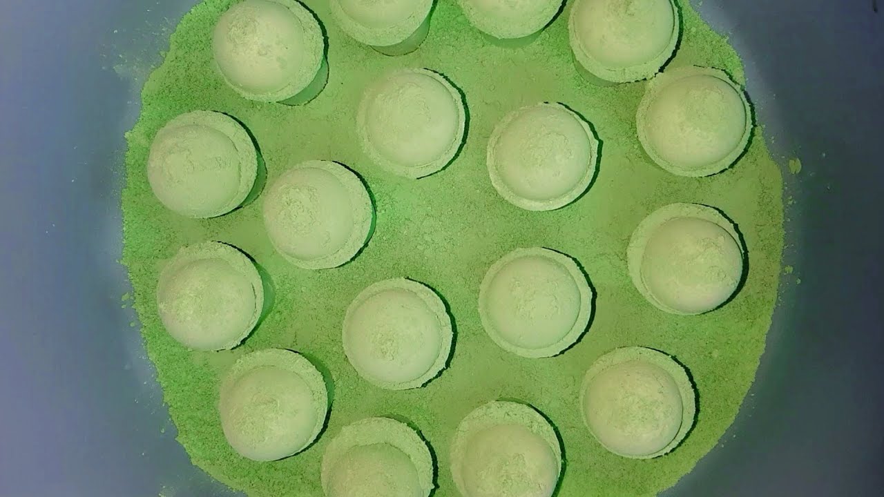 #asmr baking soda cone #34 #asmrshorts #relaxing #trending