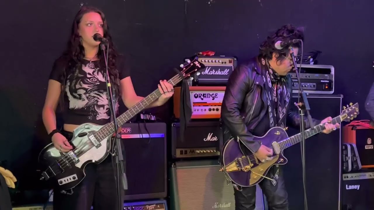Falling Doves - Live at Blitzkrieg
