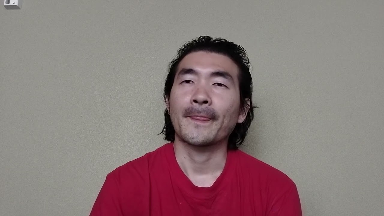 女性にもキモいと言われ男性にもキモいと言われました。また政治、経済を知らない努力不足と罵られた事もありました。馬鹿にされたりからかわれたり今まで散々、酷い目に遭ってきました。孤独感が毎日あります。