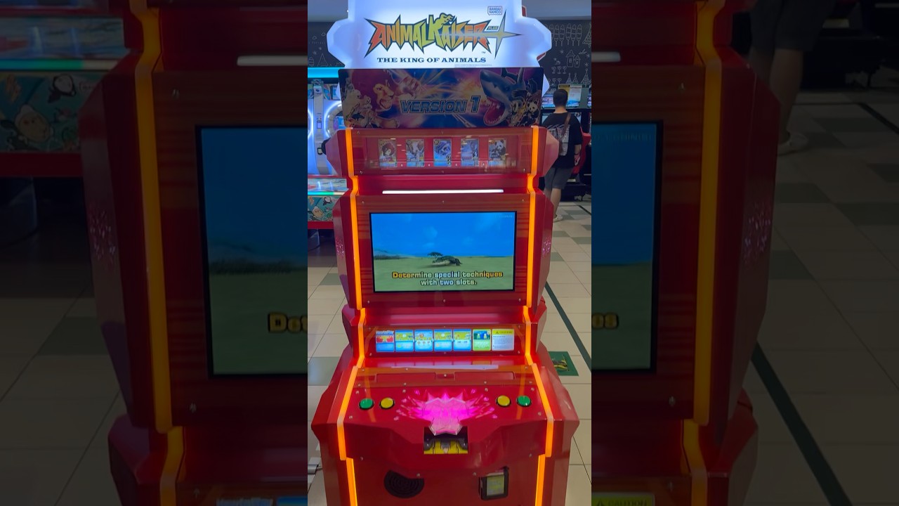 【Animal Kaiser Plus】Animal Kaiser at Midvalley Shopping Mall #animalkaiser #game #cards #shorts