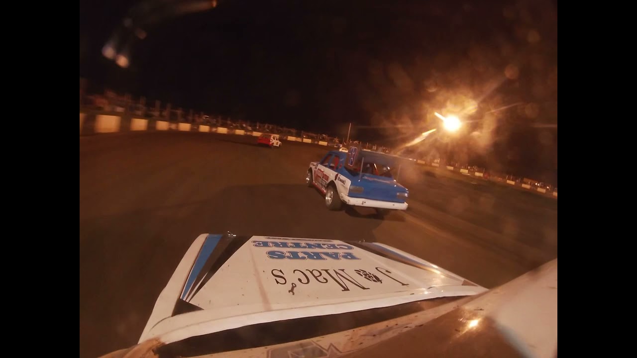 2.1 Modifieds Final @ Border Stockcars 30-12-2021