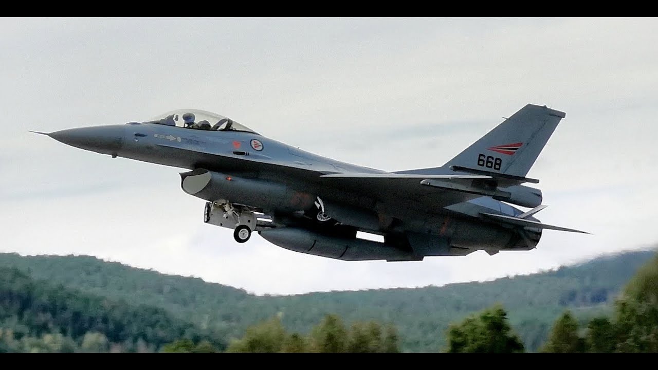 Telemark Airshow 2019 F 16