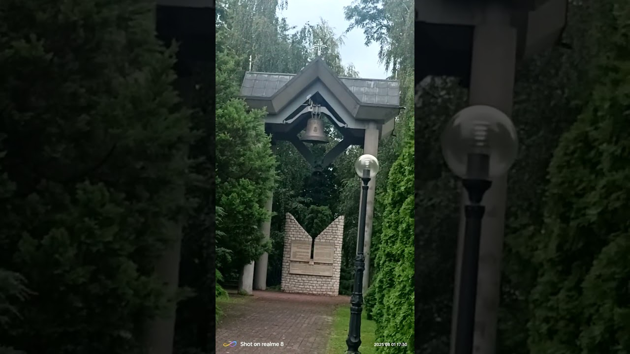 Myszków (mijaczów) dzwony kościoła katolickiego PW NNM.