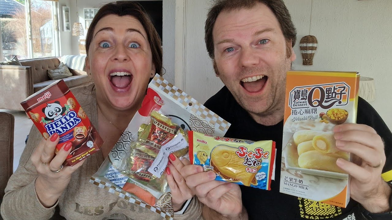 TASTE TEST MED JAPANSKE LÆKKERIER🥟NOTE OM DIN FREMTID📃