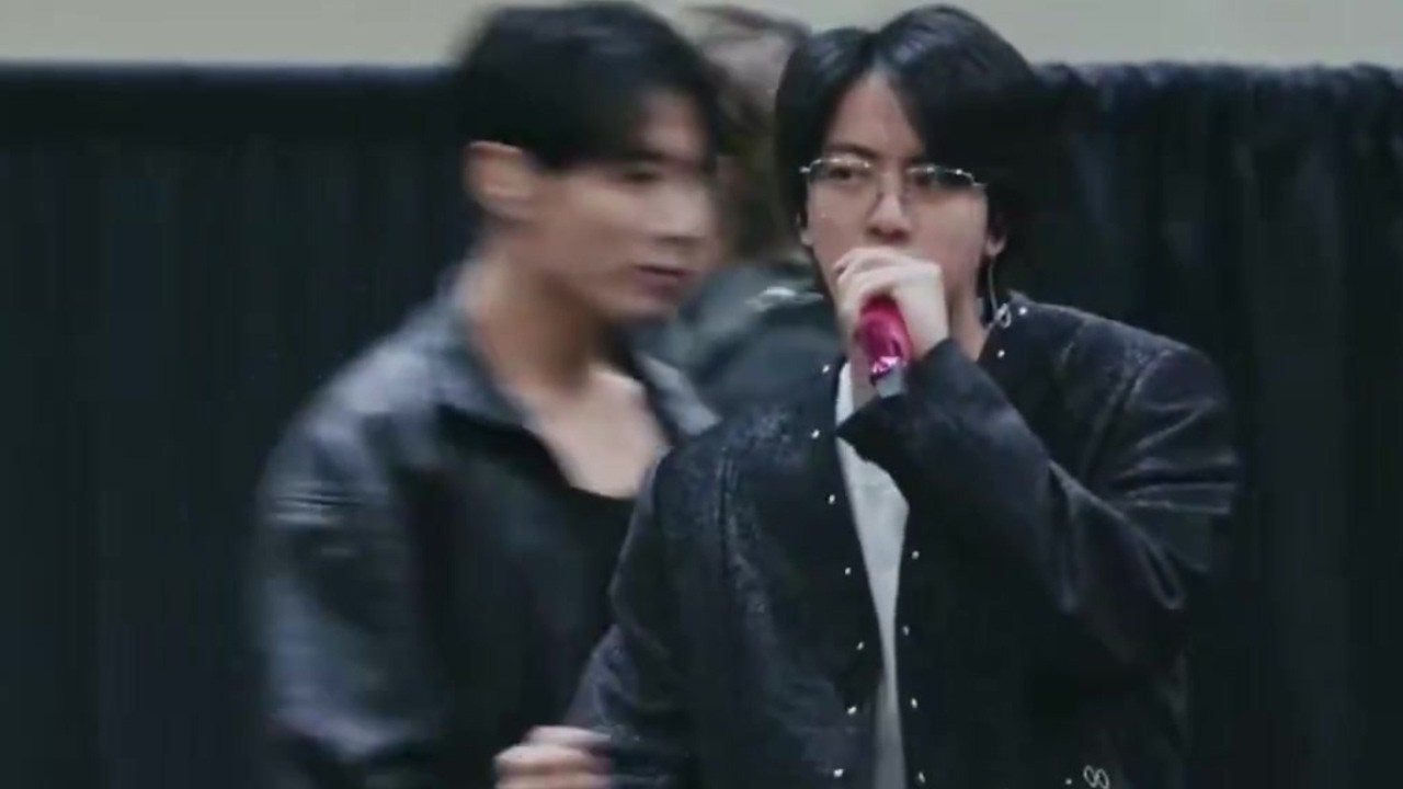 Kim Seokjin SHOCKS Fans 😱 This 9 Second Rehearsal Feels Too Real to Be Accidental
